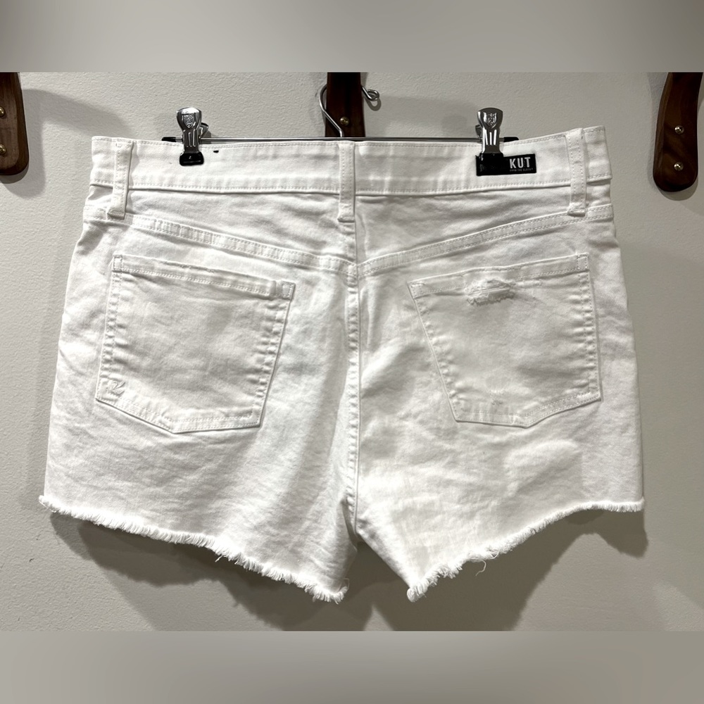 NWT Kut From The Kloth Jane High Rise White Denim Cutoff Shorts Size 12 - Picture 6 of 11